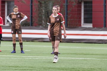 Bild 352 - wBJ FC St. Pauli - Walddoerfer SV : Ergebnis: 3:4
